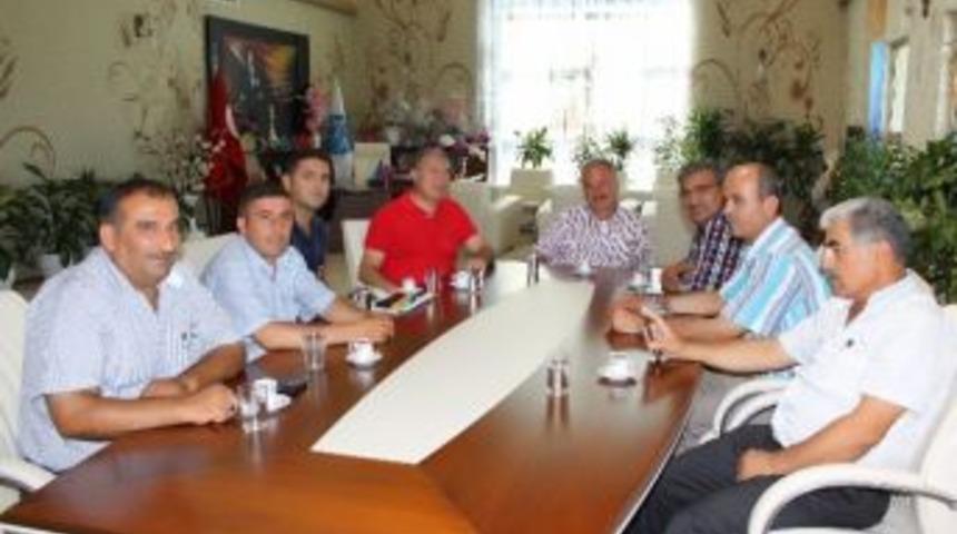 B&uuml;y&uuml;kşehir Belediyesi İl&ccedil;eler Koordinat&ouml;r&uuml; Akdemir, Başkan Şahin&rsquo;i Ziyaret Etti