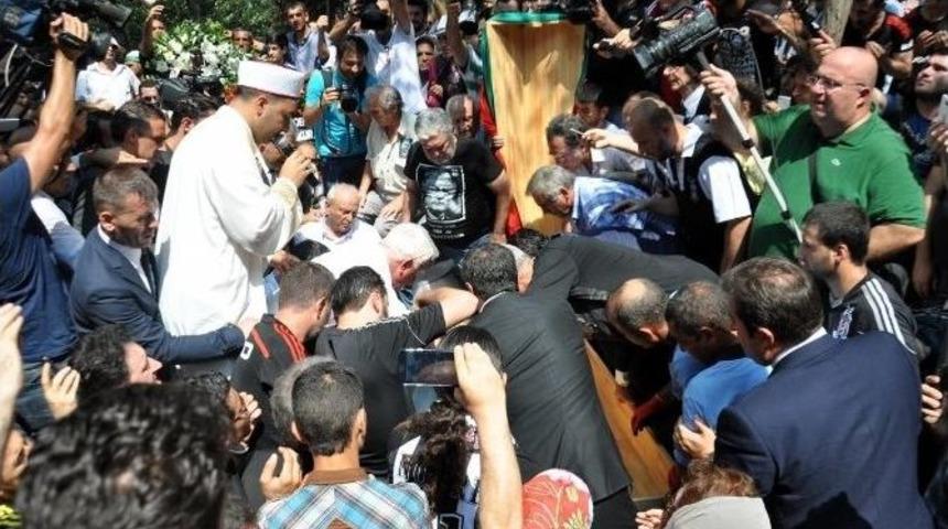 Seba&rsquo;nın Mezarına Hendek&rsquo;ten Toprak