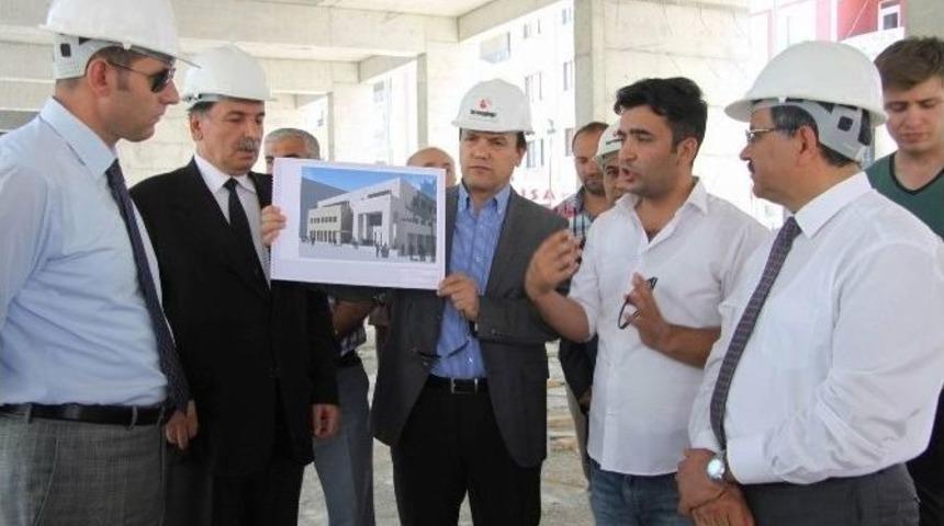 T&uuml;rkiye&rsquo;nin İkinci B&uuml;y&uuml;k K&uuml;t&uuml;phanesi Sivas&rsquo;ta Yapılıyor