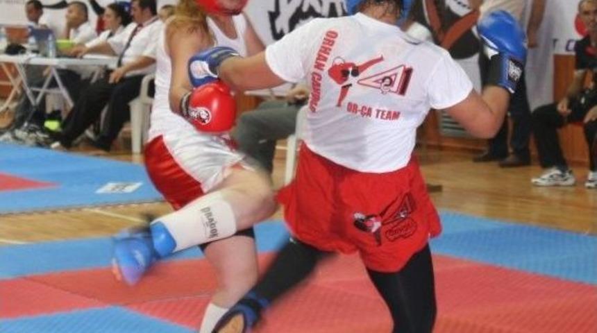 Kıck Boks Şampiyonası Ordu&rsquo;da Başladı