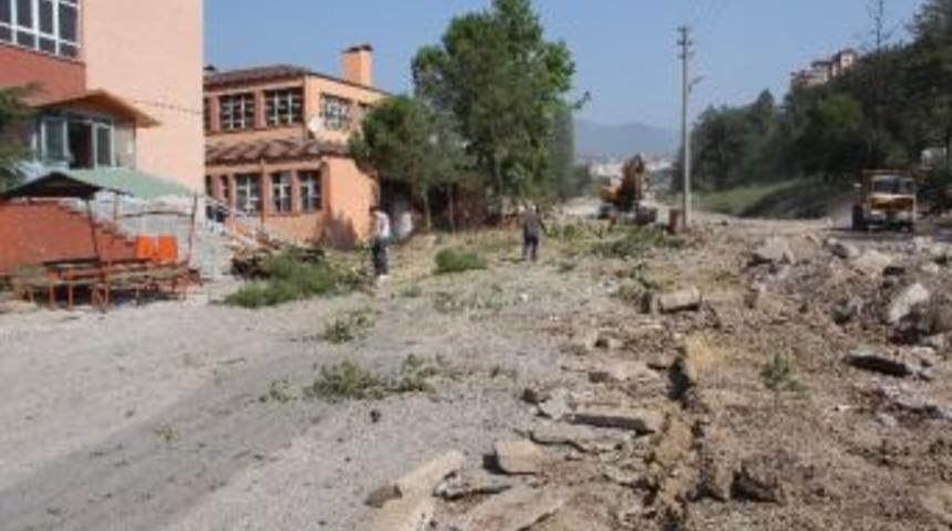 Hastane Yoluna Başlandı