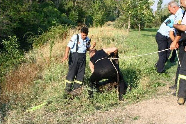 Kayıp Sahsın Cesedi Sulama Kanalında Bulundu