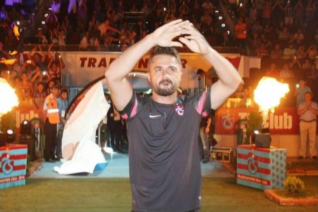 Trabzonspor Yeni Sezonu G&ouml;rkemli Bir T&ouml;renle A&ccedil;tı