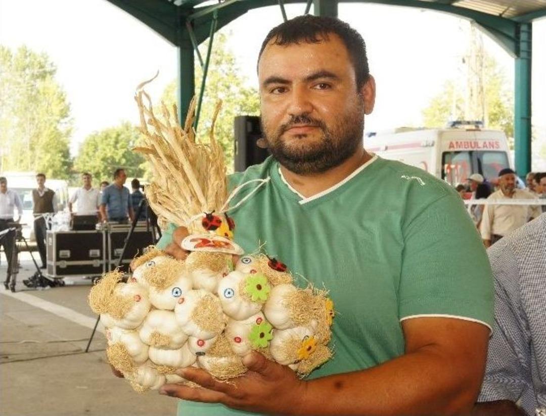 D&uuml;nyaca &Uuml;nl&uuml; Sarımsağın En G&uuml;zeli Se&ccedil;ildi