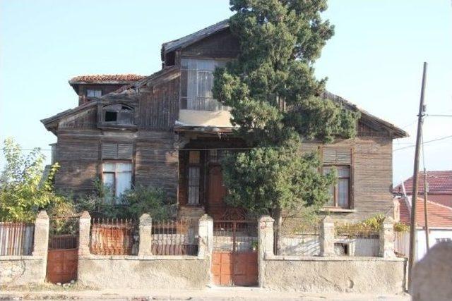 Kırklareli ’kent Kültür Evi’ Projesi’nin İmzaları Atıldı