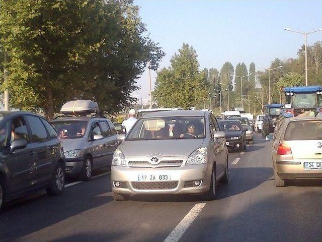 Lapseki’de Trafik Çilesi 3