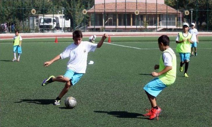 Geleceğin Ronaldo’ları Sertifika Aldı G2