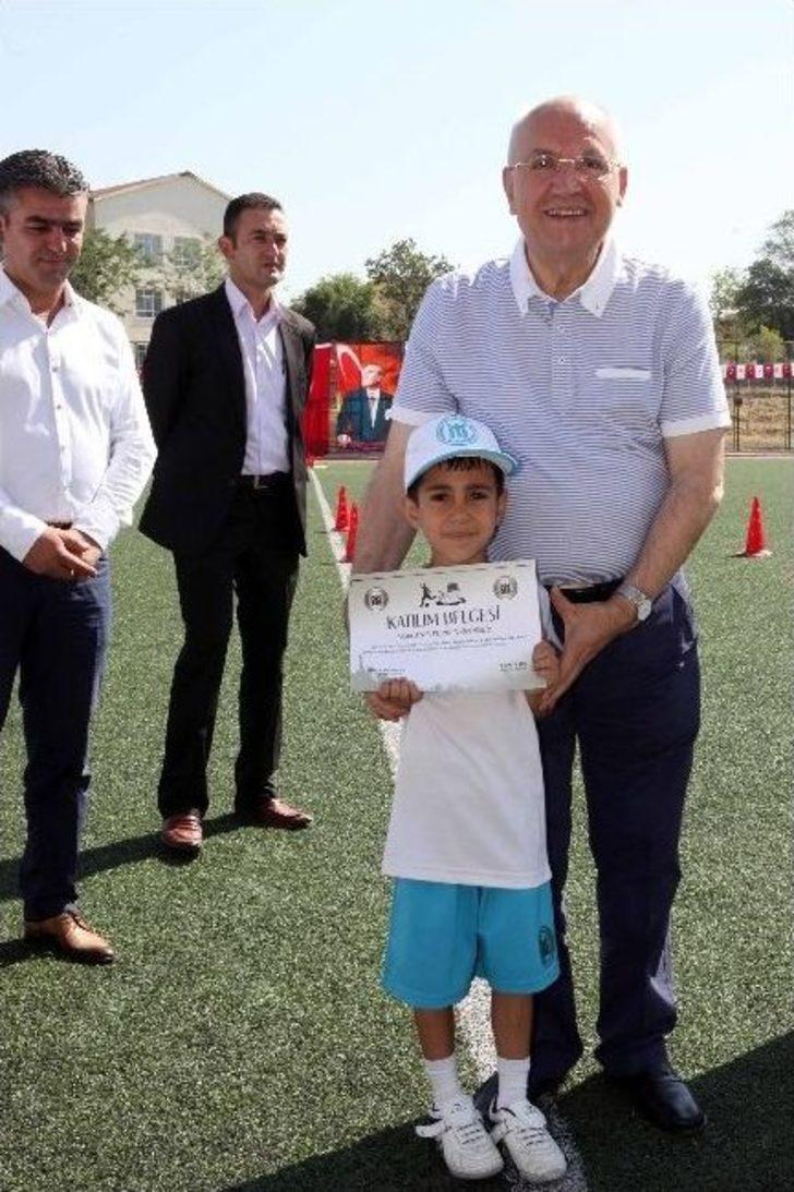 Geleceğin Ronaldo’ları Sertifika Aldı G4