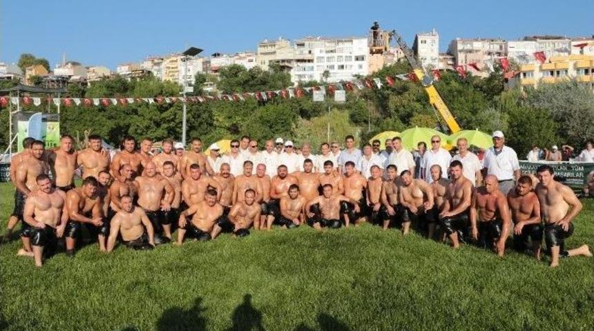 Kırkpınar&rsquo;ın Başpehlivanı Şile&rsquo;de Yıkıldı