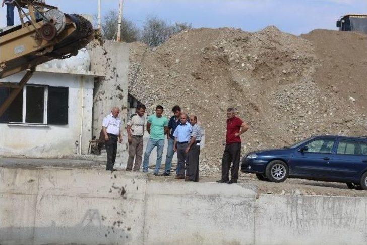 Gördes Belediyesi Kum-çakıl Ocağı Tesisini Yeniledi G5