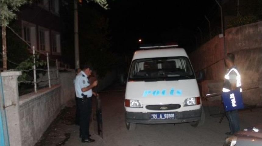 Adana&lsquo;da Bir Ev Kundaklandı
