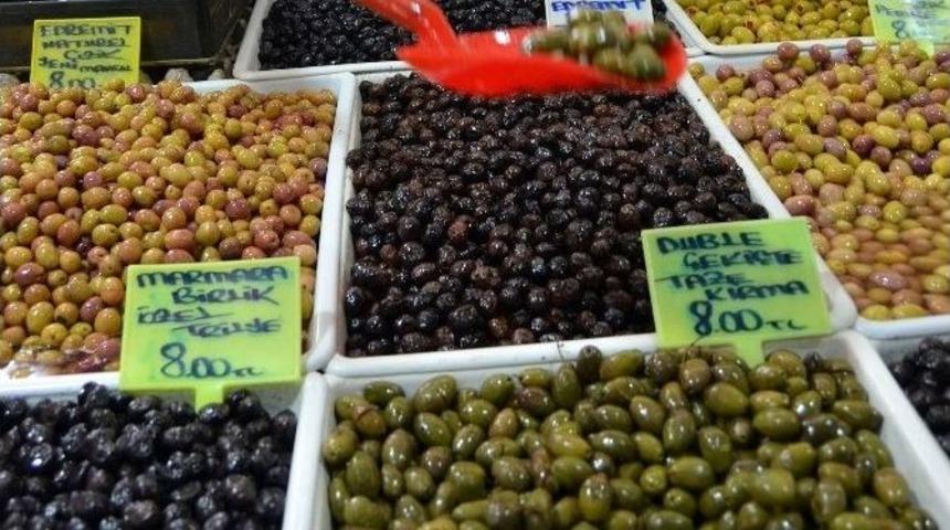 Tatlı: "a&ccedil;ıkta Satılan Zeytin Hem Cebe Hem Sağlığa Zararlı"