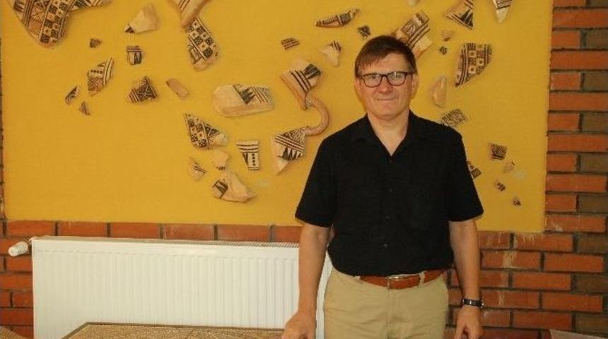 G&ouml;kkuşağı Kafe Eskişehir&rsquo;in &Ouml;v&uuml;n&ccedil; Kaynağı