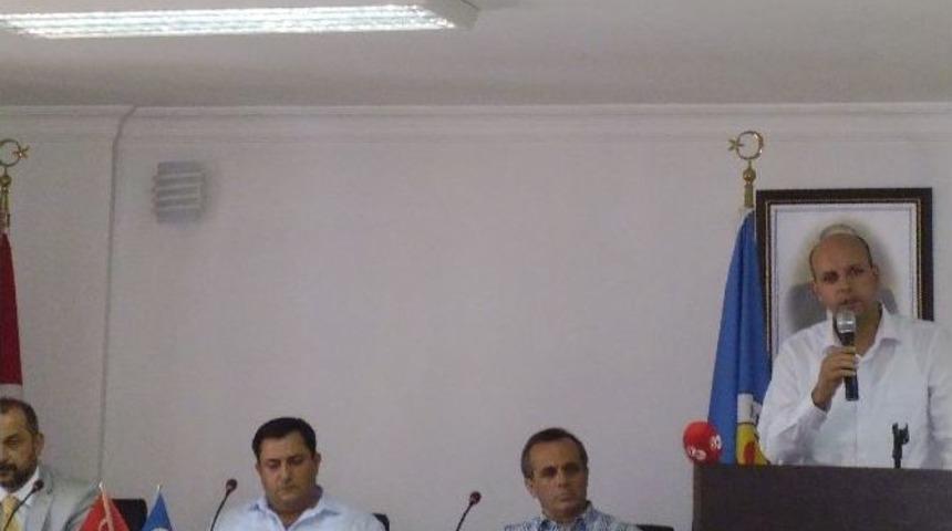 Hayraboluda &rsquo;ay&ccedil;i&ccedil;eği &Uuml;retimi Ve Tohumculukta Son Gelişmeler&rsquo; Konulu Konferans D&uuml;zenlendi