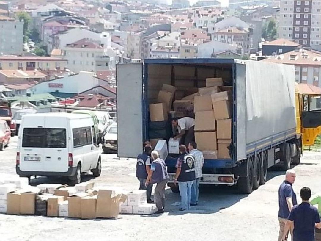 Polisten Sigara Ka&ccedil;ak&ccedil;ılarına Ağır Darbe