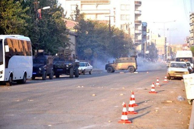 Akçakale’de Elektrik Kesintisi Eylemine Polis Müdahalesi