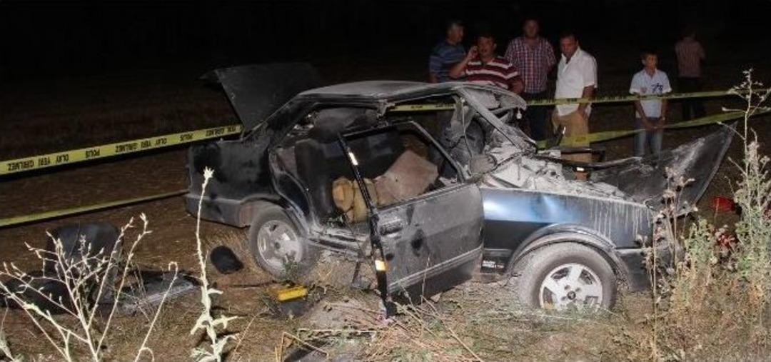 &Ccedil;ankırı&rsquo;da Trafik Kazası: 2 &Ouml;l&uuml;, 3 Yaralı