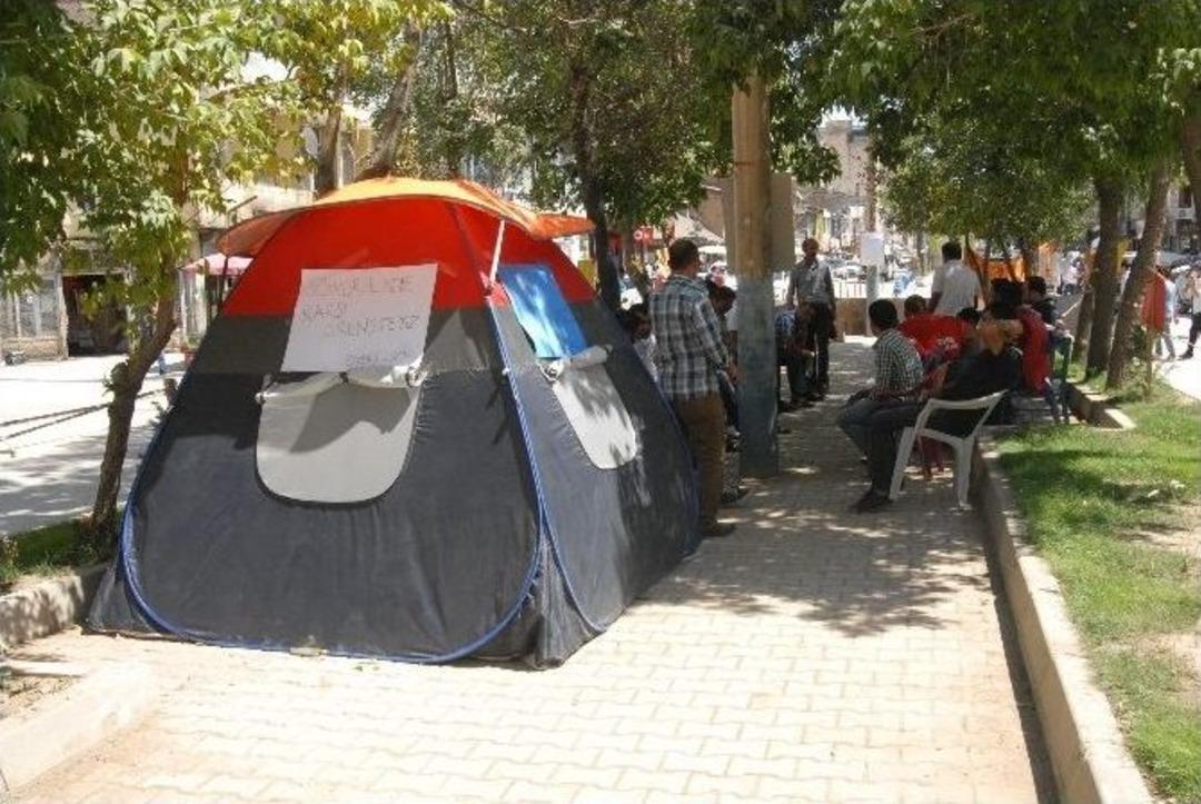 Vedaş İş&ccedil;ileri &Ccedil;adırlı Eylem Başlattı