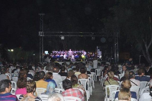 Davutlar’da Türk Müziği Konseri