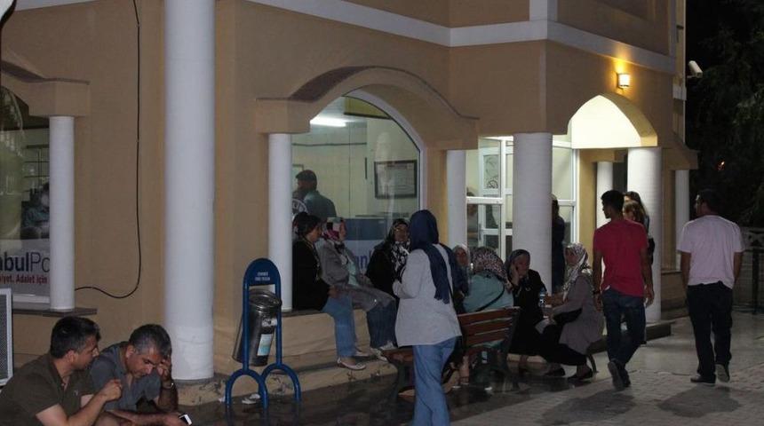 İstanbul'da Denize Açılan 5 Kişiden Haber Alınamaması