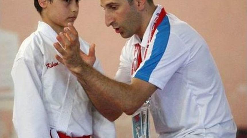 Karate’de Çelikbilek Kardeşler Tutulmuyor