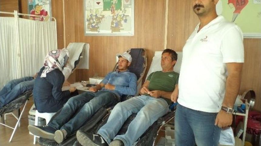 Varto’da Kan Toplama Kampanyası