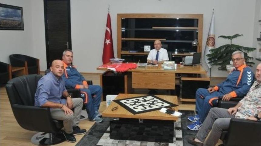 Uşak Sportif&rsquo;e Afyon&rsquo;da Yoğun İlgi