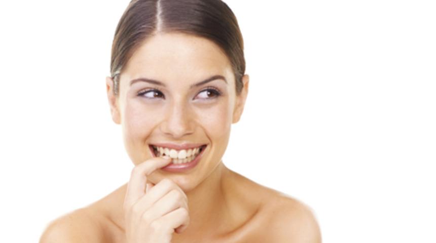 Tırnak yeme alışkanlığını bırakmak &ccedil;ok kolay!