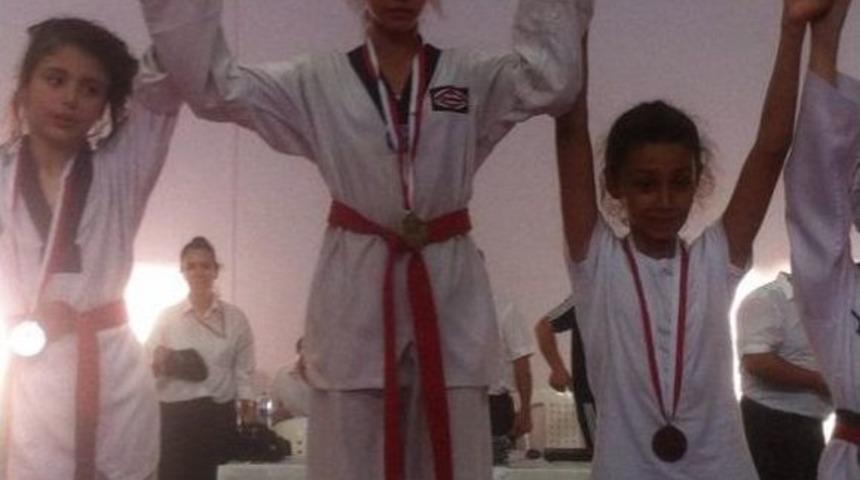 Bah&ccedil;eşehir Spor Merkezi İstanbul Şampiyonu &Ccedil;ıkarttı