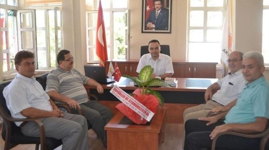 Başkanlar Ak Parti Kula İl&ccedil;e Teşkilatını Ziyaret Etti