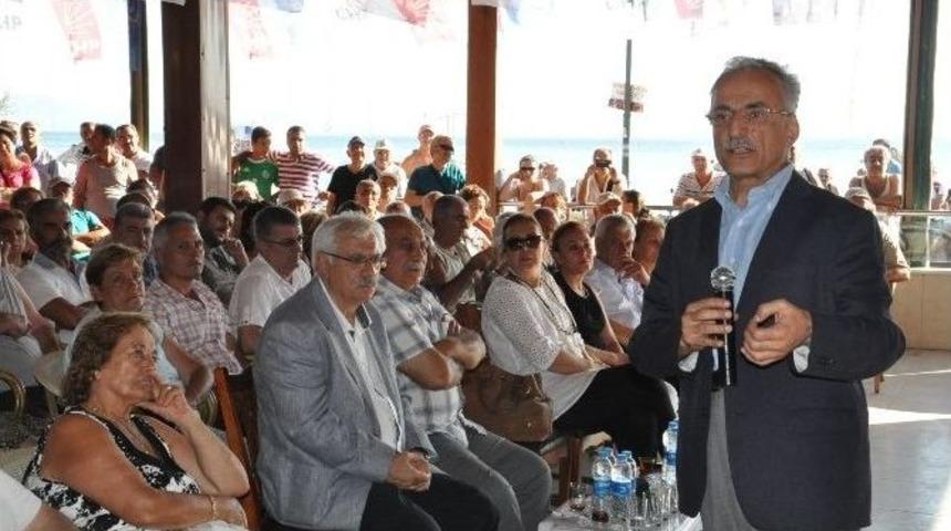 Karayal&ccedil;ın, Edremit&rsquo;teki Panelde Konuştu