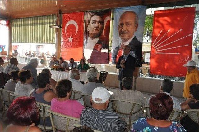 Karayalçın, Edremit’teki Panelde Konuştu