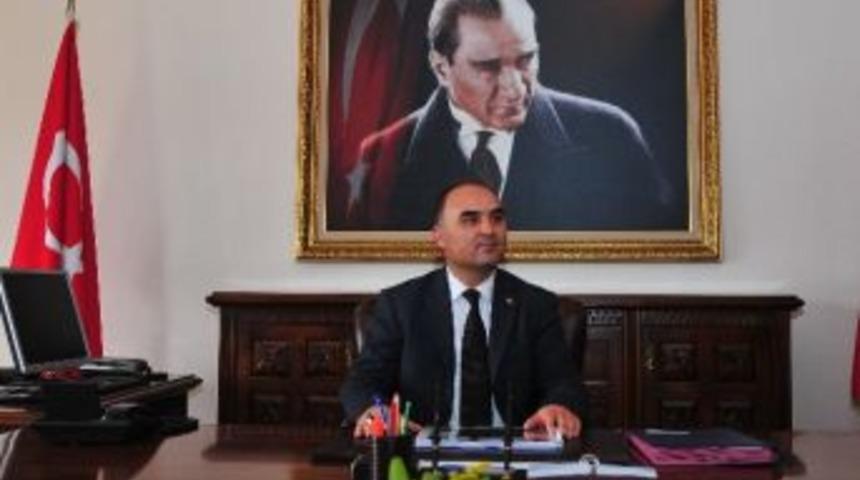 Kastamonu Valisi Şehmus G&uuml;naydın;