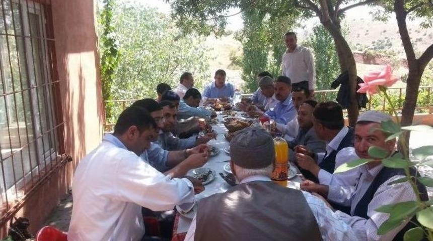 Diva-sen &Uuml;yeleri Kaynaşma Yemeğinde Bir Araya Geldi