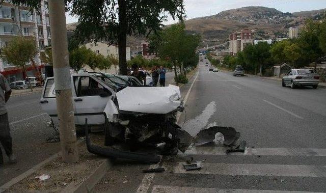 Trafik Kazası Ucuz Atlatıldı