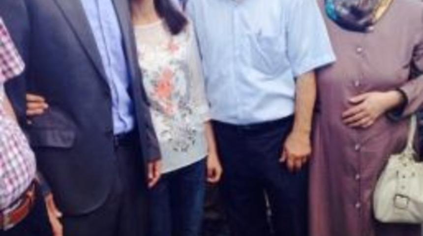 Aranan Komiser Ailesiyle Gelerek Teslim Oldu