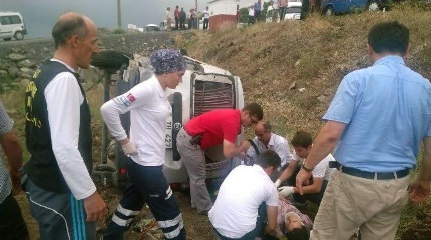 Samsun&rsquo;da Trafik Kazası: 2 &Ouml;l&uuml;, 5 Yaralı