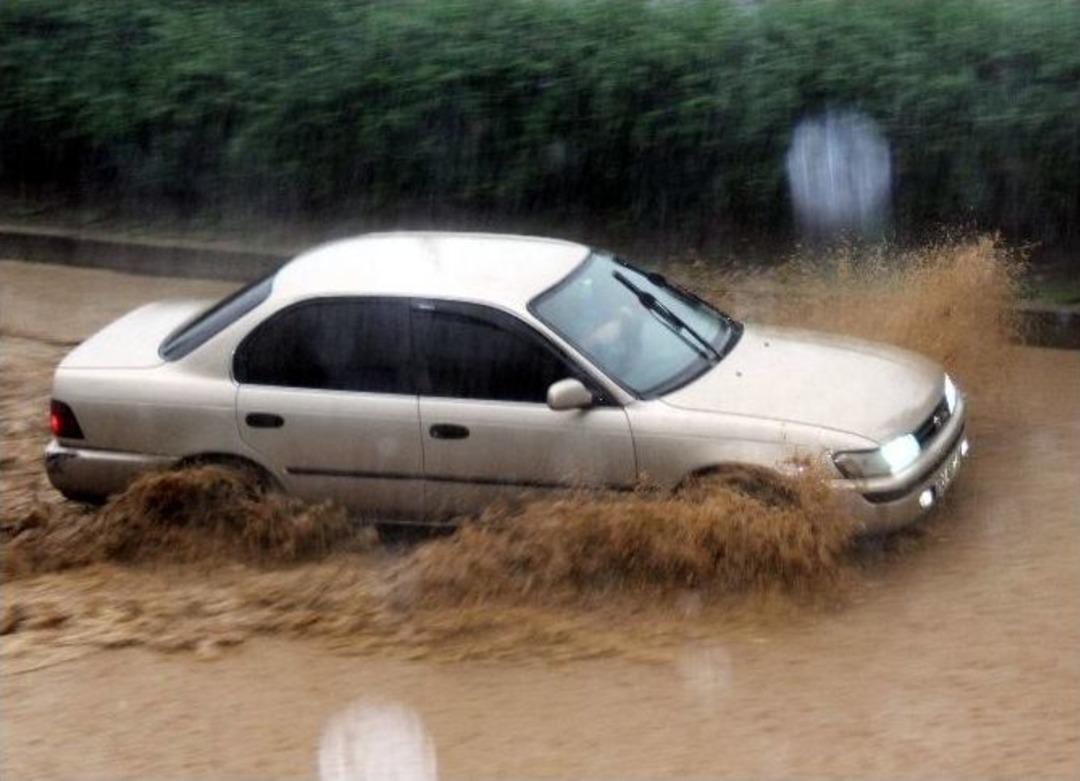 Rize&rsquo;de Şiddetli Yağış