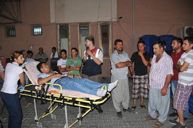 Mahallede Oturan Gençlere Pompalı Tüfekle Ateş Açıldı 6 Yaralı