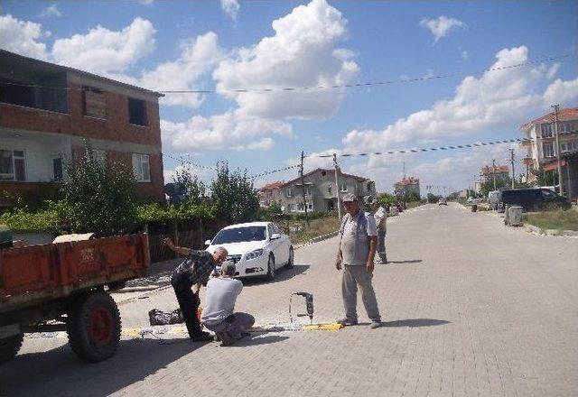 Muratlı’da Yeni Hız Kesici Kasisler Takılıyor