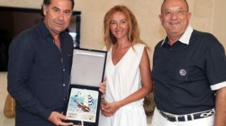 Doğuş Grubu’ndan Başkan Kocadon’a Teşekkür Plaketi