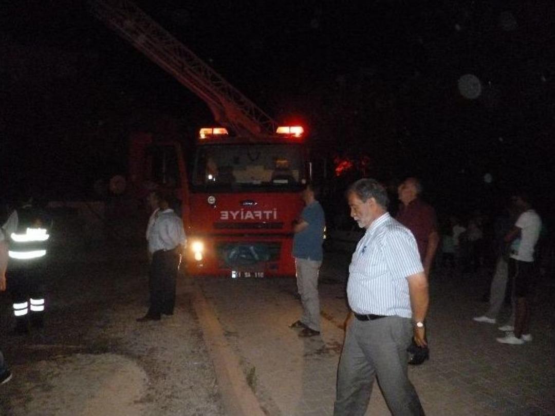 Osmaneli&rsquo;de Ev Yangını