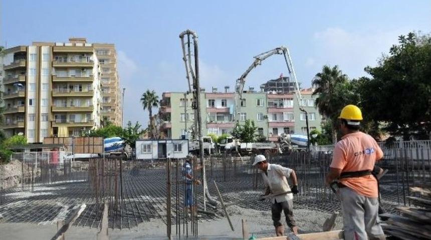 Erdemli&rsquo;de K&uuml;lt&uuml;r Merkezi İnşaatı Başladı