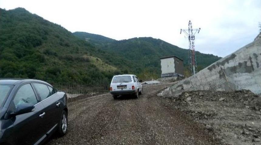 Bozkurt&rsquo;ta Kapalı Olan Grup Yolu Ulaşıma A&ccedil;ıldı