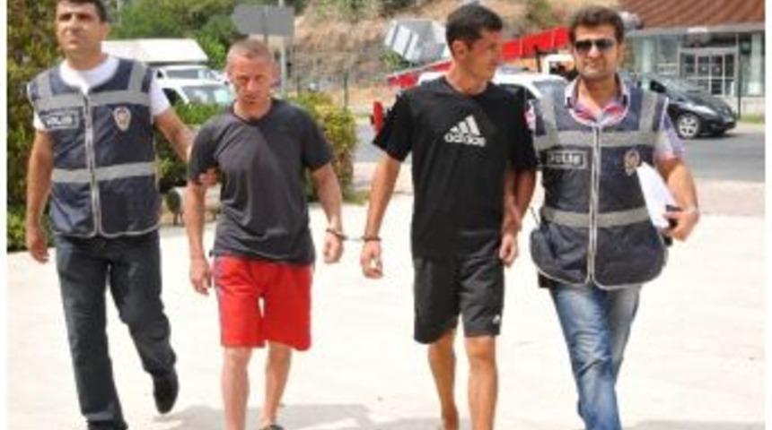 Alanya&rsquo;da Hırsızlık Yapan 2 Turist Tutuklandı