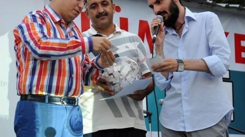 T&uuml;t&uuml;nc&uuml;, İmam Hatiplilerle Bir Araya Geldi