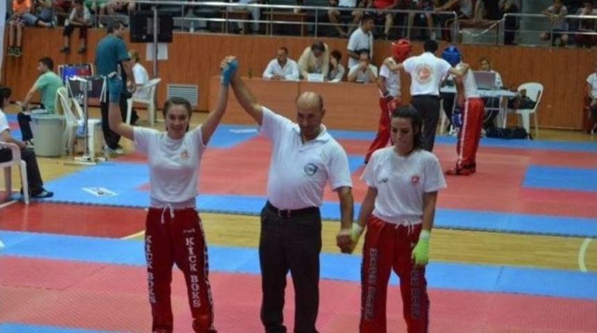 K&uuml;tahyalı İlknur Gedik T&uuml;rkiye Şampiyonu Oldu