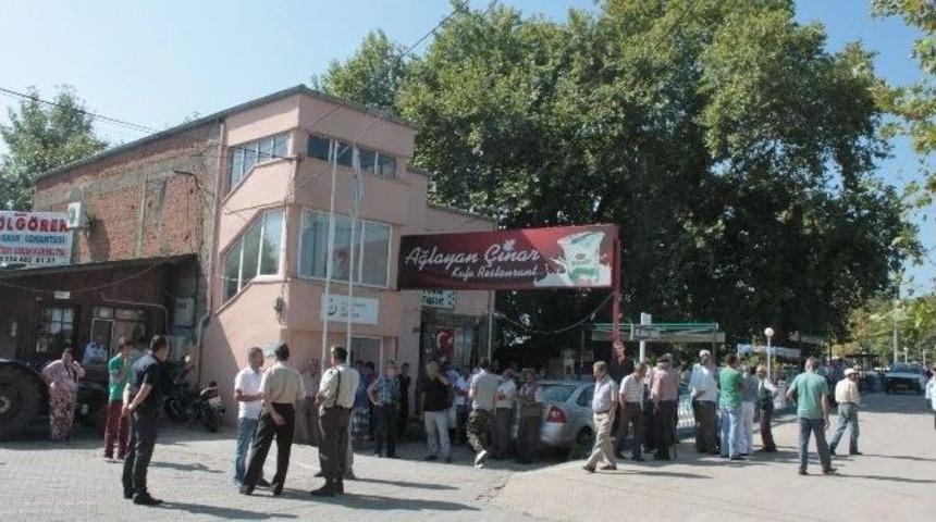 "ağlayan &Ccedil;ınar"ın &Ccedil;evresindeki Restoranın Yıkımına İşletmeci Engeli