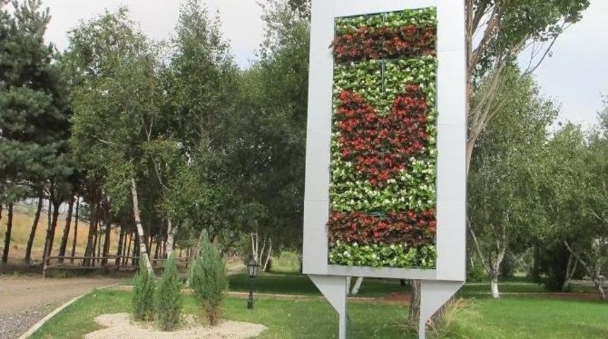 Erzurum&rsquo;un İlk Dikey Bah&ccedil;esi Ata Botanik Bah&ccedil;esinde Oluşturuldu