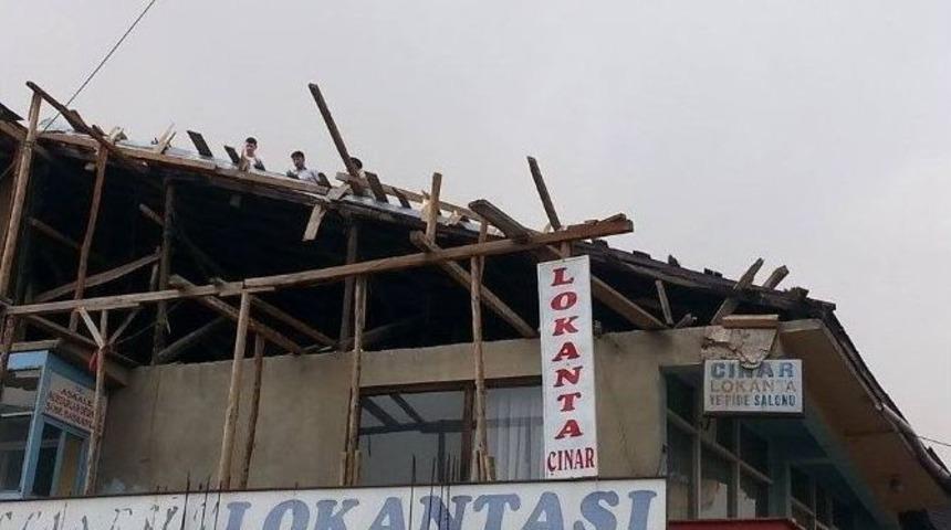 Aşkale&rsquo;de Fırtına &Ccedil;atıları U&ccedil;urdu